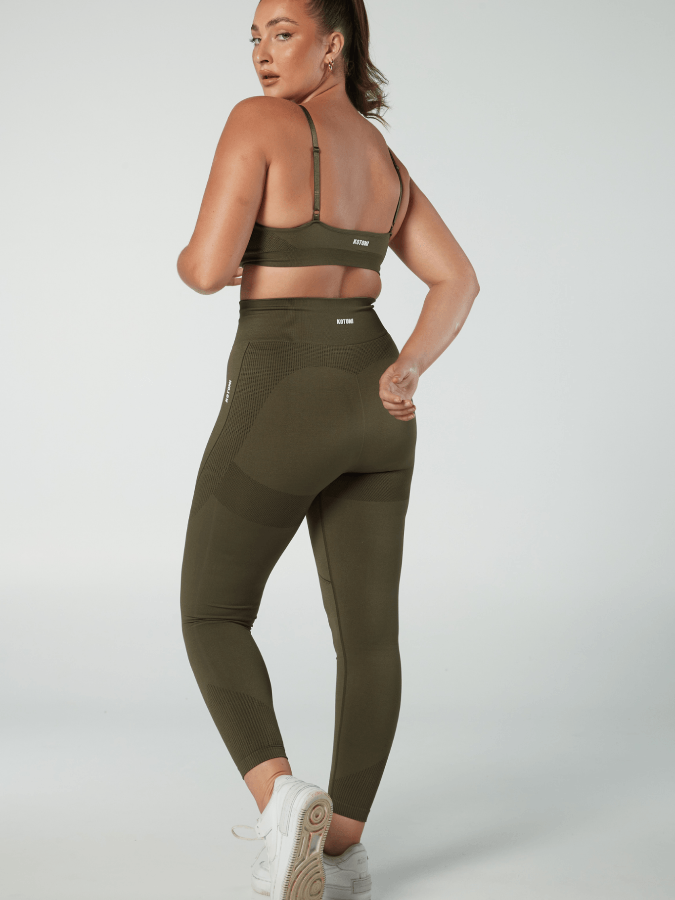 Verve Leggings / Olive - Kotomi Active