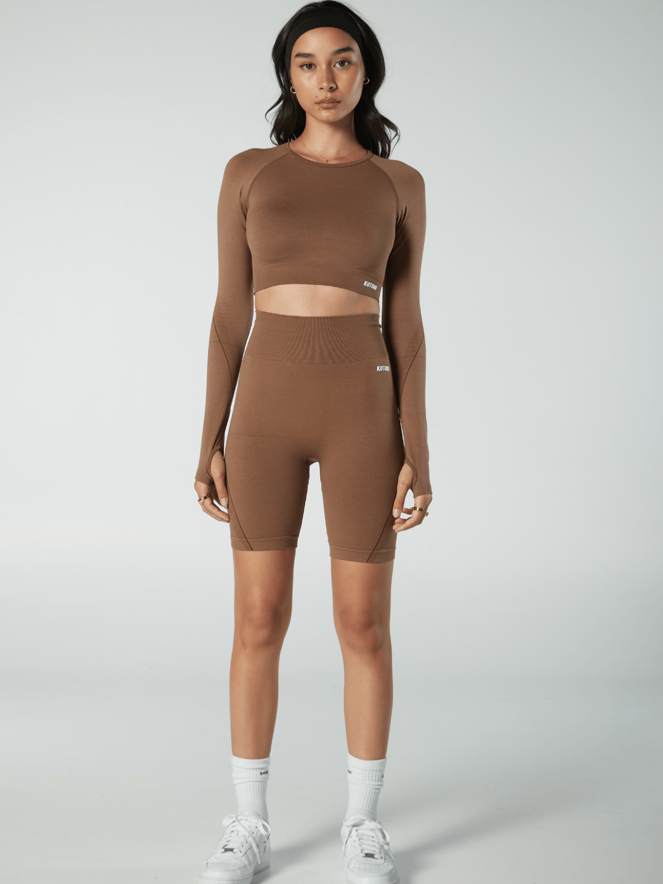 Verve Long Sleeve Crop Top / Coffee - Kotomi Active