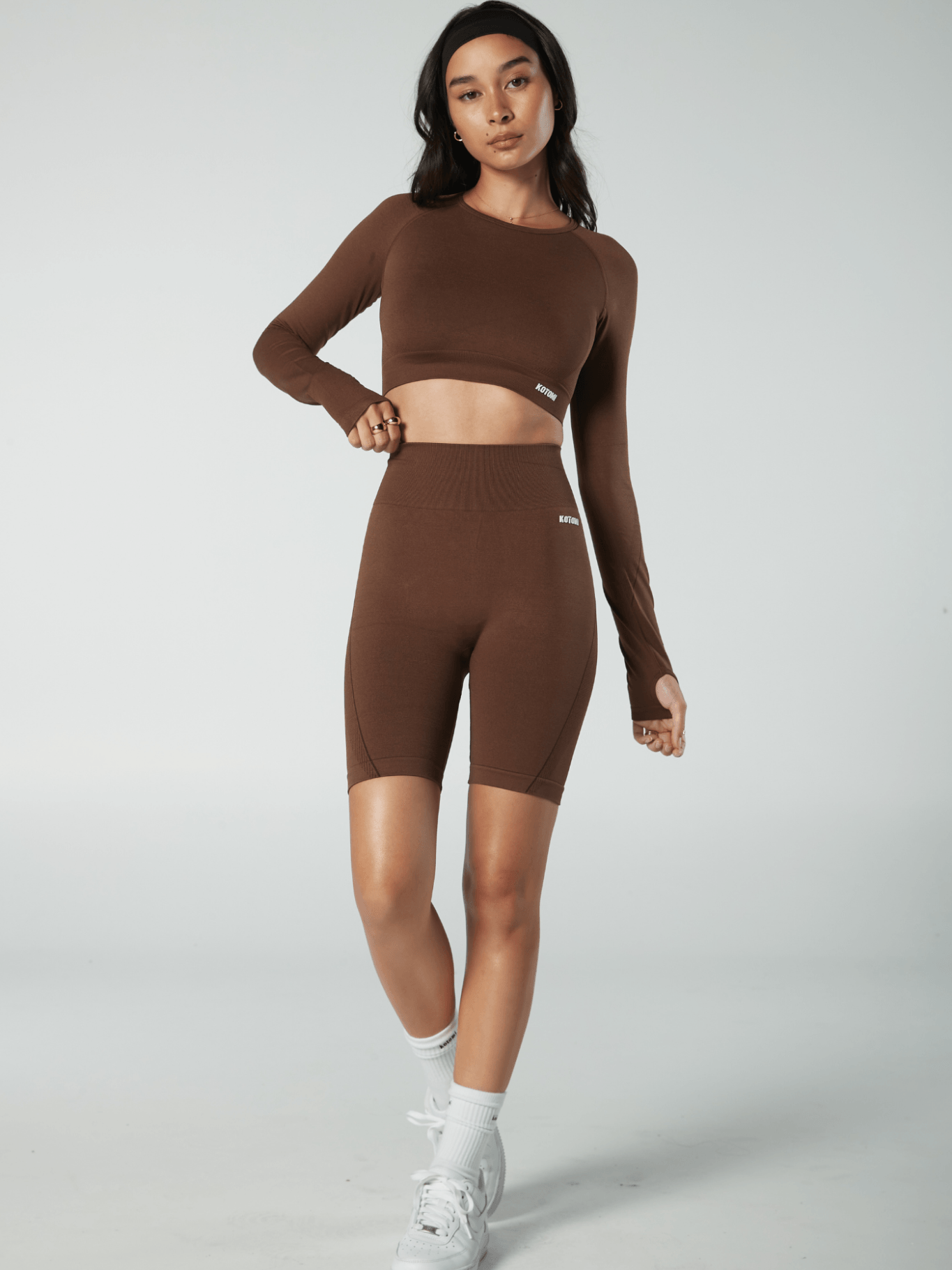 Verve Long Sleeve Crop Top / Mocha - Kotomi Active
